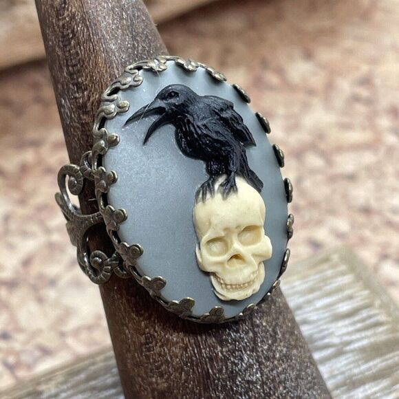 Renaissance CAMEO Skull Black Crow Raven gothic Ring Adjustable Christmas gift - Picture 12 of 16